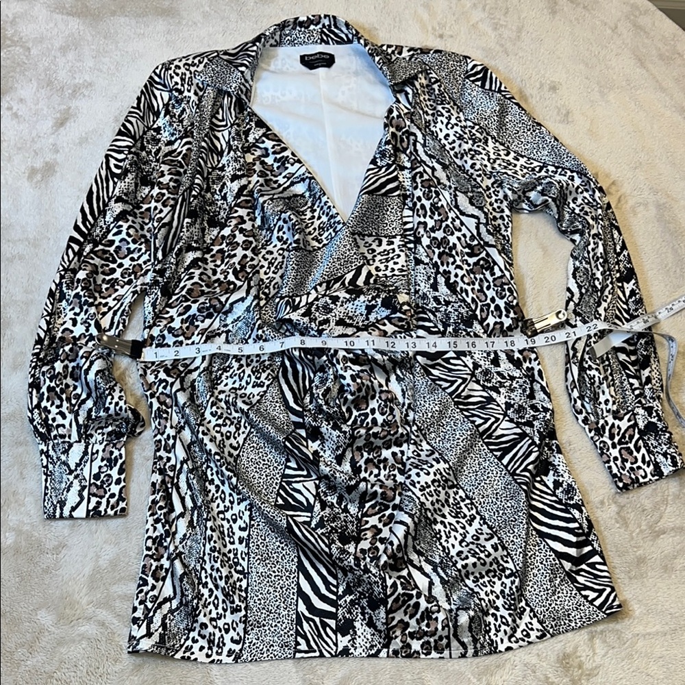 Bebe Monochrome Animal Print Dress‎ - Picture 6 of 7
